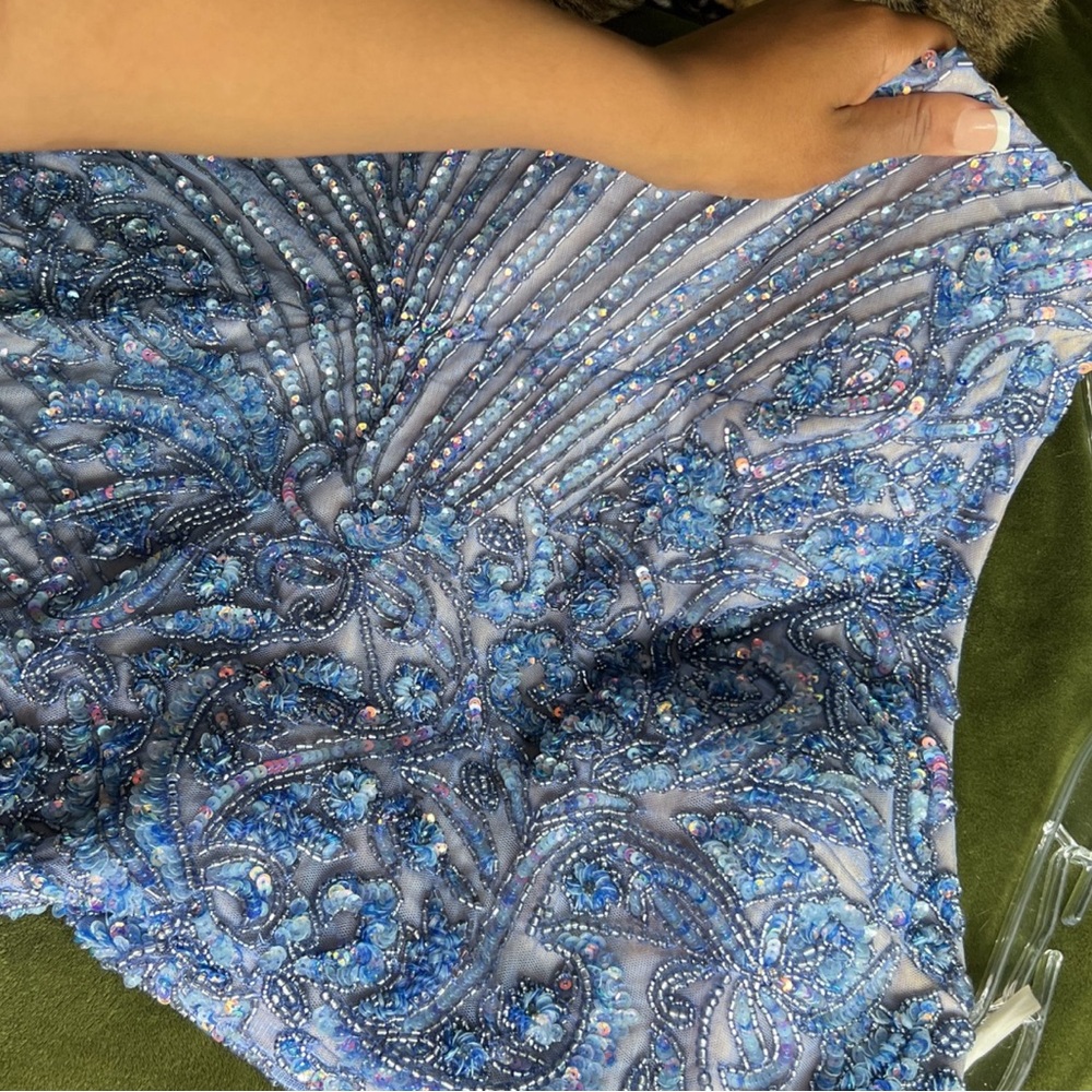 Prom or Hoco dress - Picture 7 of 11